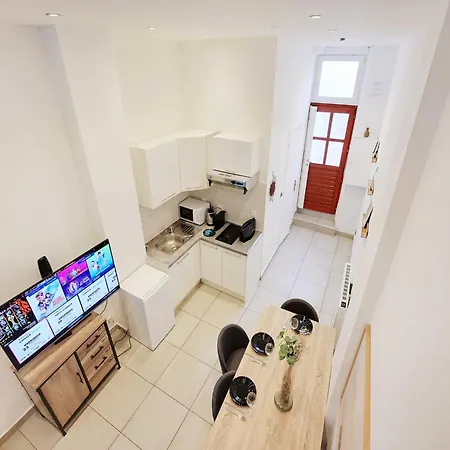 Charming -1br 4p - Gare District Apartment Paris