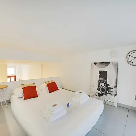 Apartment Charming -1br 4p - Gare District Paris